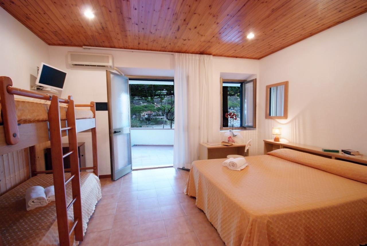 Hotel La Stella Seccheto Extérieur photo